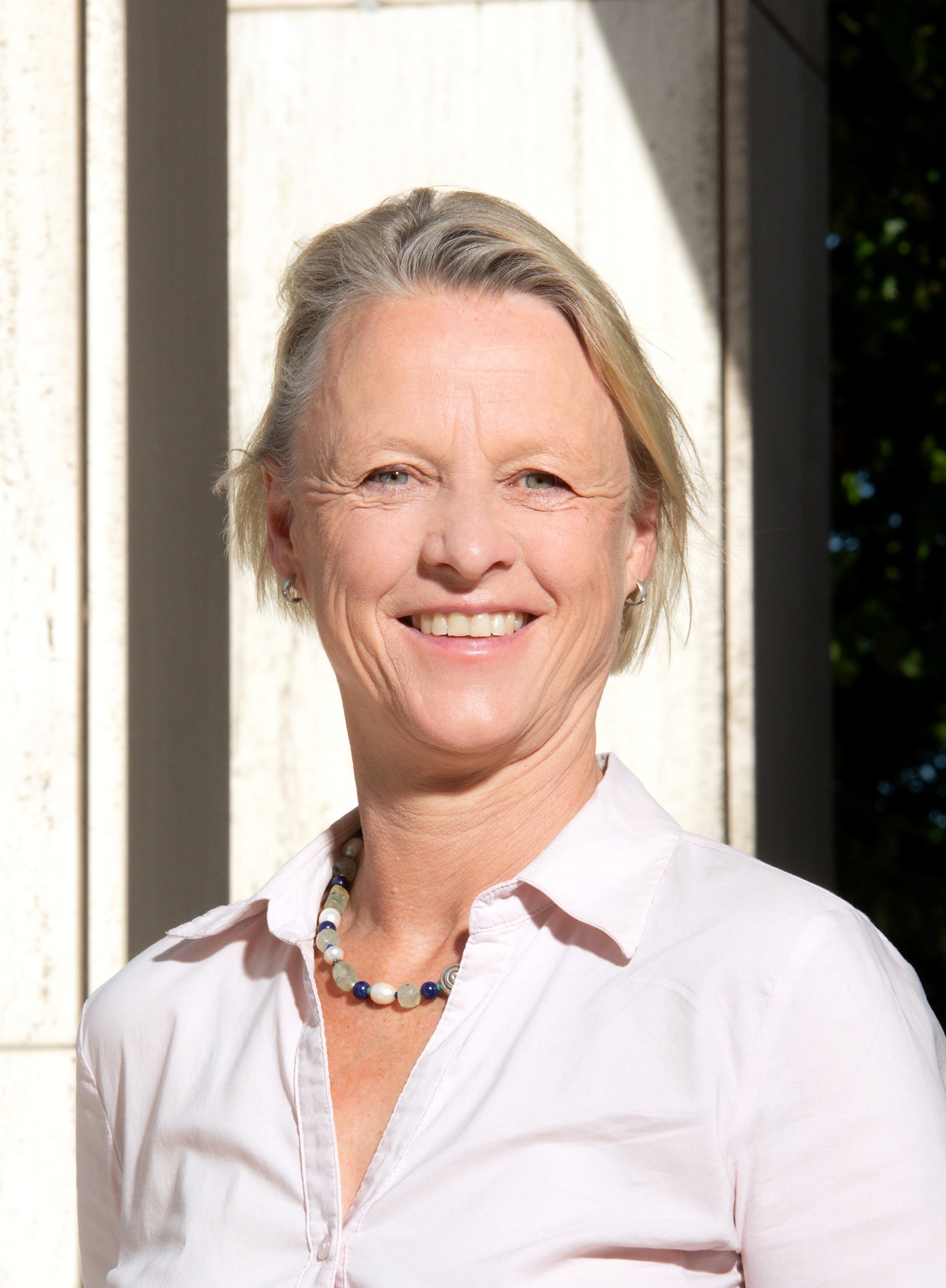 Dr. Tenna Dahl, Biologin, Coach und Yogalehrerin